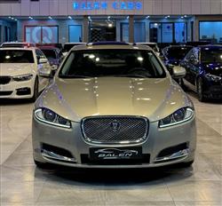 جاكوار XF